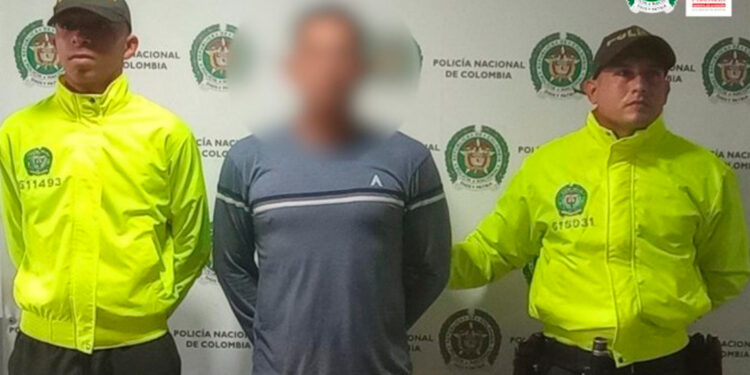 A la cárcel hombre que le habría rapado el pelo a su ex compañera sentimental con una máquina de afeitar