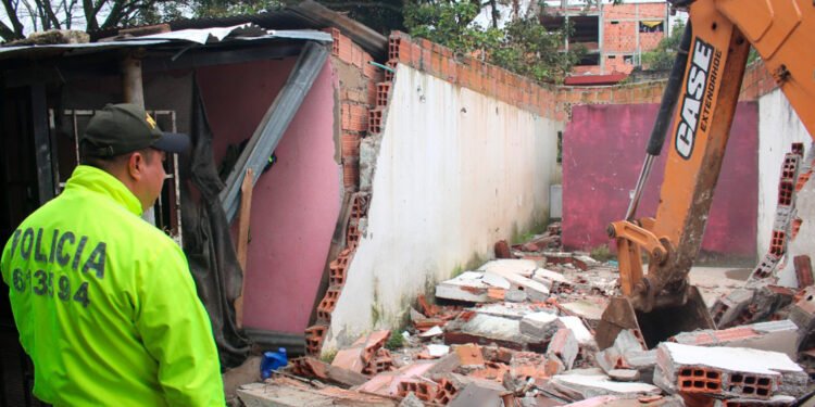Demolieron casa en Ibagué por expendio de estupefacientes