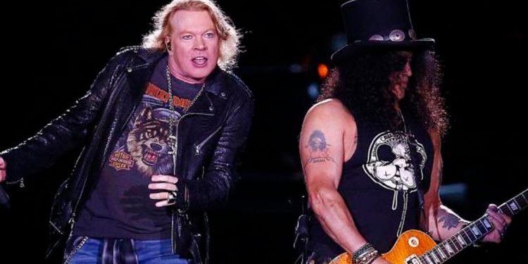 Guns N’ Roses ya está en Bogotá. Todo listo para el concierto de hoy 