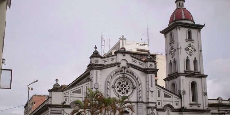 Atención. Iglesias responden a pago de impuestos en Colombia