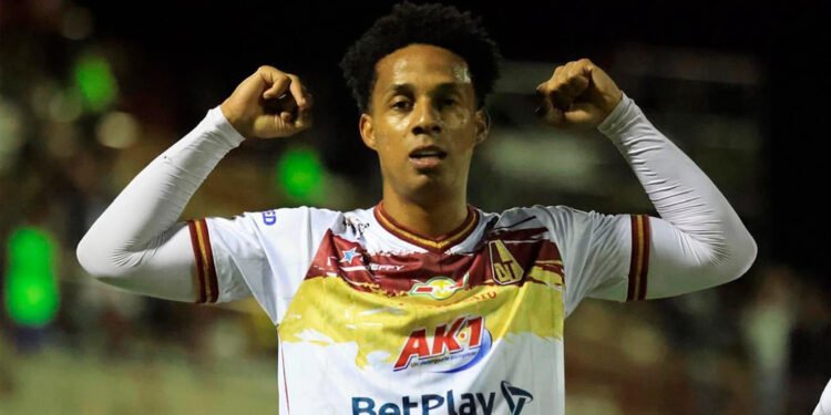 Jeison Lucumí no podrá estar en el micro ciclo de la Selección Colombia