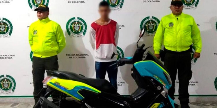 Por tener ‘guardadita’ una moto robada fue capturado en el barrio Jardín Santander en Ibagué
