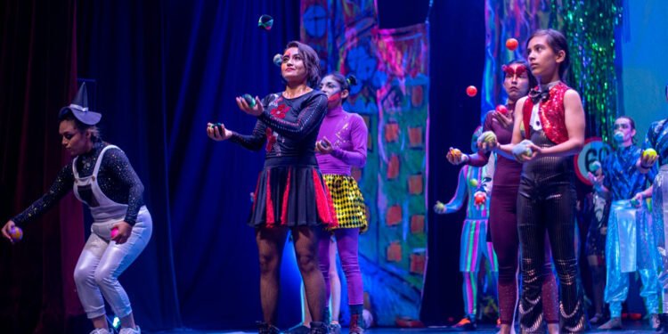¿Sin plan? Tranquilo, asista con sus hijos gratuitamente al show de circo “Mundos Diversos”