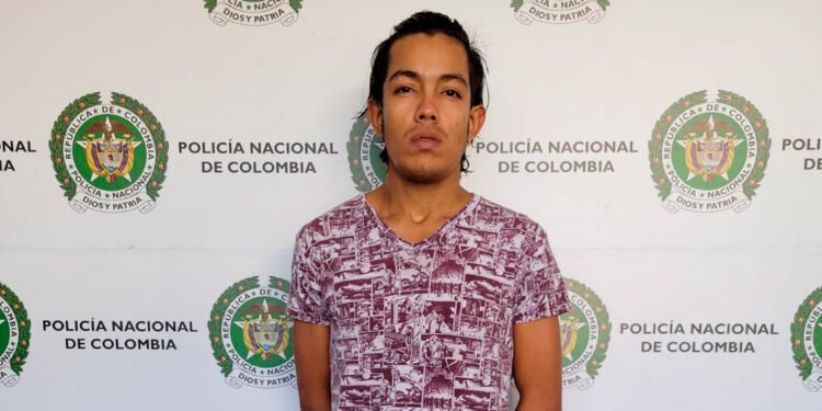 Robándose un televisor fue capturado en el barrio Parrales