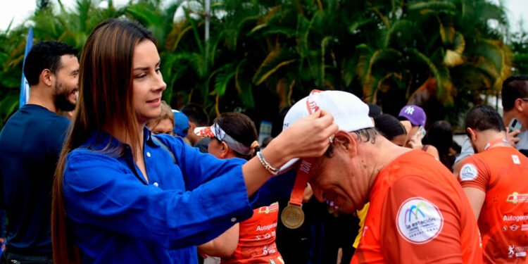 Más de tres mil personas corrieron la Media Maratón Musical en Ibagué