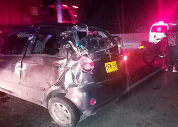 Un grave accidente en la variante de Ibagué por poco termina en tragedia.