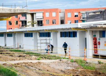 Alcalde pidió celeridad en obras del colegio de Arboleda del Campestre