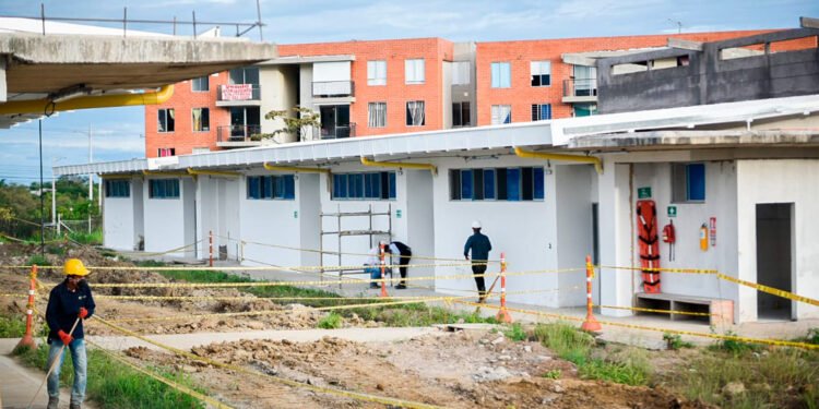 Alcalde pidió celeridad en obras del colegio de Arboleda del Campestre