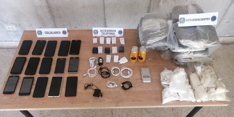 15 celulares fueron incautados en el COIBA de Picaleña&nbsp;