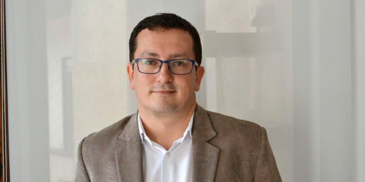 El secretario de Educación rindió cuentas ante los ibaguereños en La Voz del Pueblo