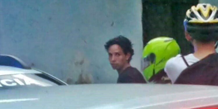 Ciclistas confundieron con un ladrón a un hombre con problemas psiquiátricos el barrio El Libertador