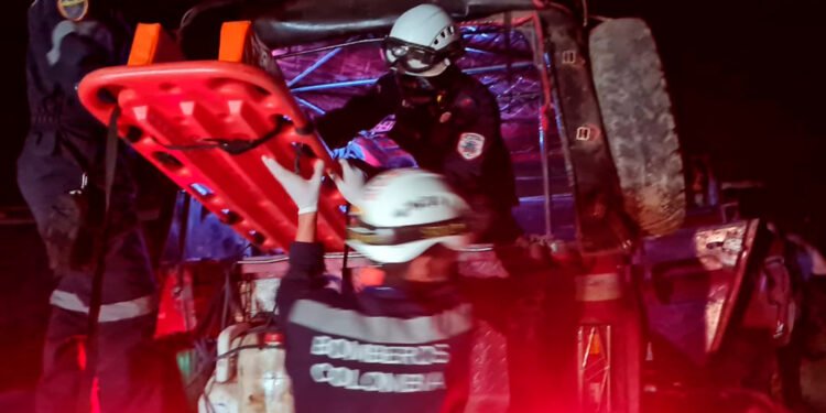 Nueve personas resultaron heridas en un grave accidente en la vía que conduce al municipio de Villa Hermosa, Tolima