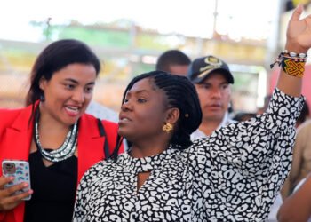 Con cantos tradicionales, danzas del Pacífico y un baile hecho por Francia Márquez, se inauguró El Ministerio de la Igualdad