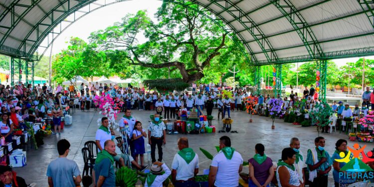 Tras dos años de ausencia vuelve la alegría y el folclor a Piedras