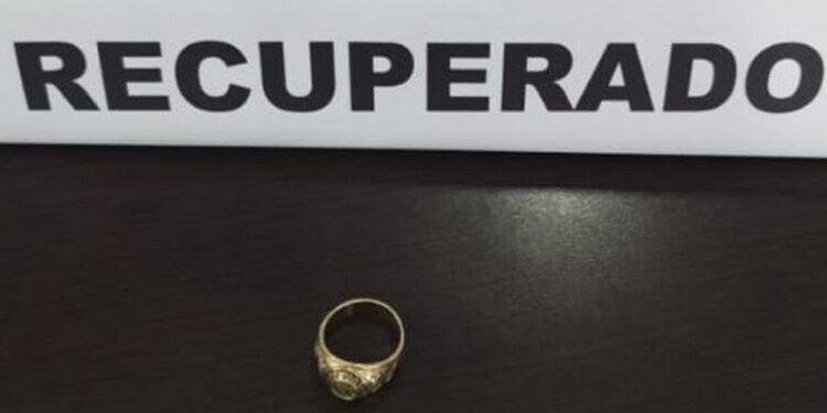 Tres hombres fueron capturados por el robo de un anillo de oro en Alvarado