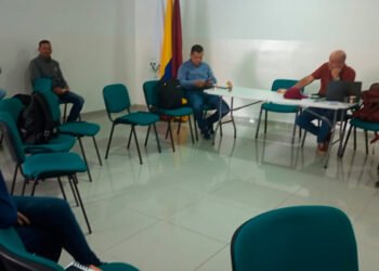 Paro de maestros a una semana de iniciar clases