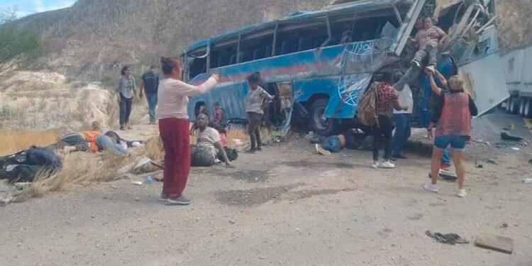 Bus con migrantes colombianos en México sufrió grave accidente&nbsp;