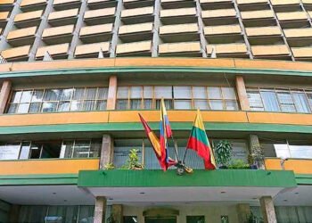 Gobernador Ricardo Orozco asegura que el edificio del Hotel Ambalá seguirá siendo de los tolimenses