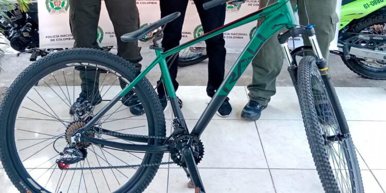 Hombre fue capturado por el hurto de una bicicleta en el barrio Arkaparaiso