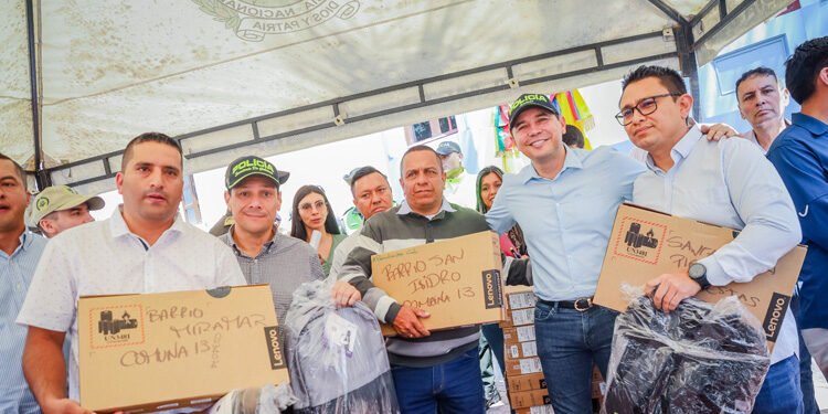 Campesinos de las veredas Chembe y La Loma, dicen que fue una burla la entrega de computadores para zonas rurales