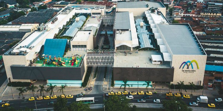 Denuncian presunto robo en el centro comercial La Estación de Ibagué