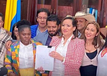 Radican en el Congreso el proyecto de reforma a la Salud