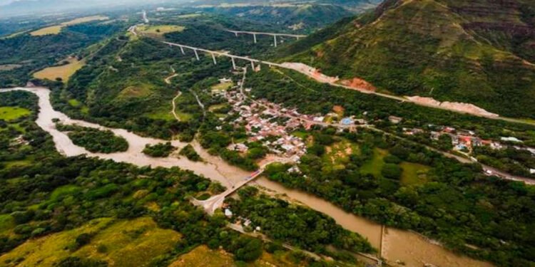 Se muere por contaminación el río Bermellón en Cajamarca.