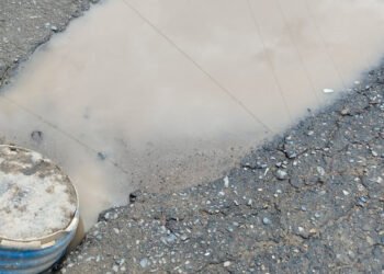 En el barrio Galán no tienen vías, sino trochas 