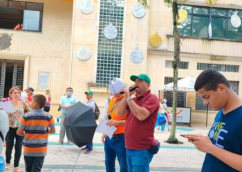 Los sindicatos de docentes de Ibagué y el Tolima se unen a la marcha del 14F, para exigir que el Congreso apruebe las Reformas Laboral, Pensional y de la Salud&nbsp;