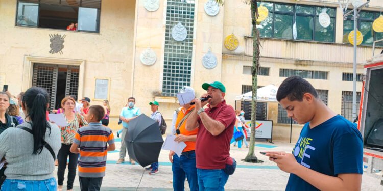 Los sindicatos de docentes de Ibagué y el Tolima se unen a la marcha del 14F, para exigir que el Congreso apruebe las Reformas Laboral, Pensional y de la Salud