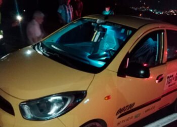 En contundente operativo, fue recuperado el taxi robado en la glorieta de La Casa de la Moneda