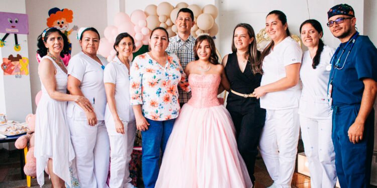 Hospital Federico Lleras Acosta celebró los 15 años de paciente oncológica