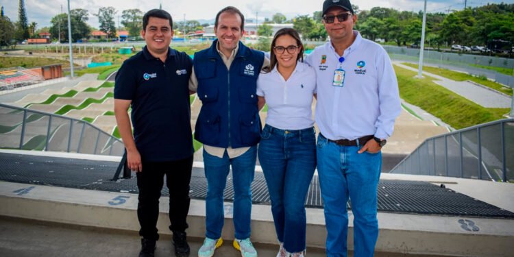 La ‘Chechi’ Baena&nbsp; visita a Ibagué
