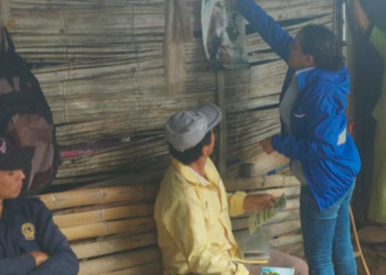 Cortolima realizó campaña puerta a puerta para el cuidado a las águilas cuaresmeras en Falan