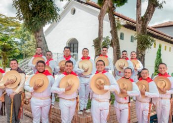 Nuevas convocatorias para parejos y formadores musicales del Encuentro Municipal del Folclor