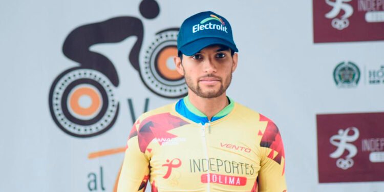 David Santiago es el nuevo líder general de La Vuelta Tolima, después de ganar la segunda etapa