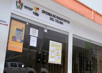 Con asistencia masiva se sacaron pasaportes en un 2×3