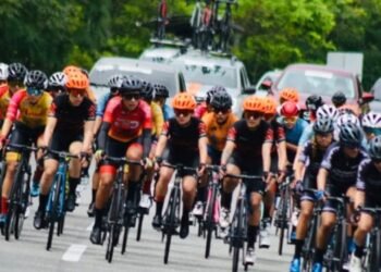 Jhonatan Restrepo y Paula Latriglia, ganaron la primera etapa de la Vuelta al Tolima 2023