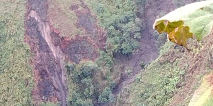 Autoridades ambientales reportan posible represamiento en el río Anamichú en Rioblanco