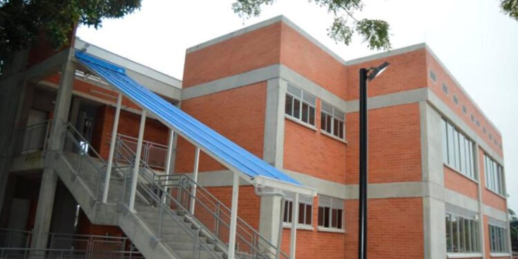 Por fin se entregará el colegio Sagrada Familia