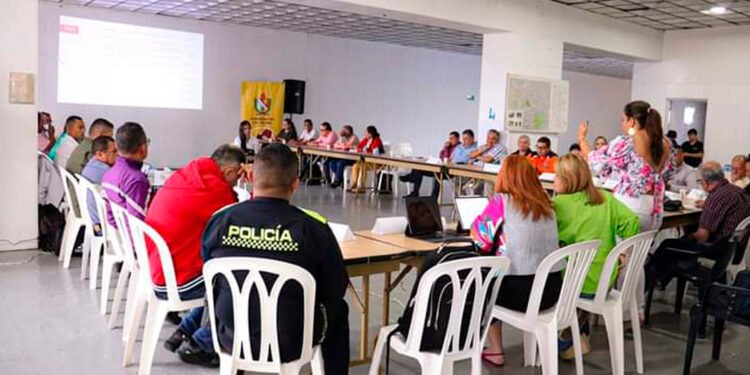 Alertan a los 14 municipios del Tolima por crecimiento del río Magdalena