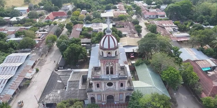 Habitante de calle falleció misteriosamente en el parque del municipio de Alvarado