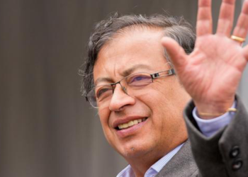 Presidente Gustavo Petro hoy verifica preparación del Tolima en caso de una erupción del Ruiz