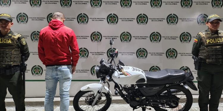 Con moto robada capturaron un hombre en Ibagué