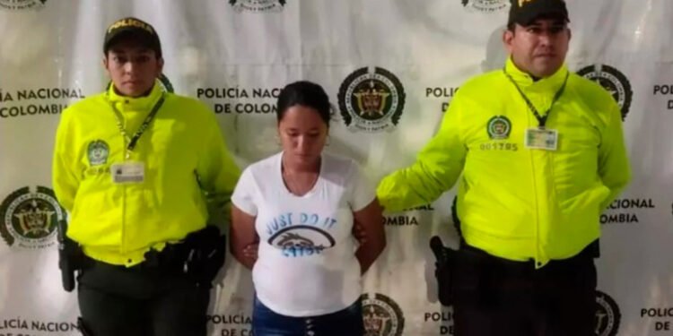 Aberrante una madre quemaba a su hijo con cuchara caliente y cigarrillos