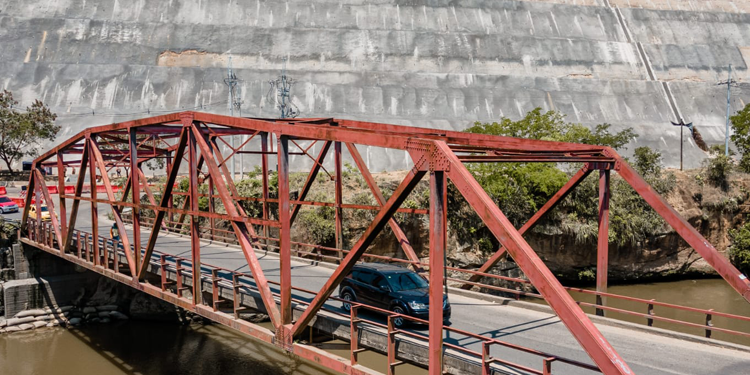 A la demora por la doble calzada Bogotá – Melgar, se suma que desmontarán el puente de la entrada al municipio&nbsp;