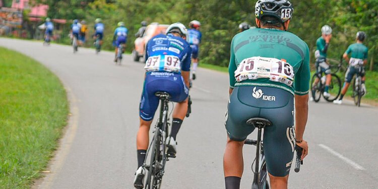 Con recorrido controlado sale primera etapa de la Vuelta al Sur&nbsp;