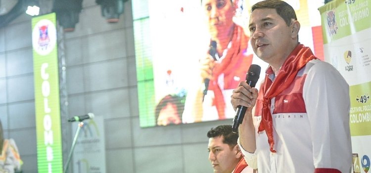 ¿Quién pagará los gastos de la comitiva que viaja a Nueva York para el lanzamiento del Festival?