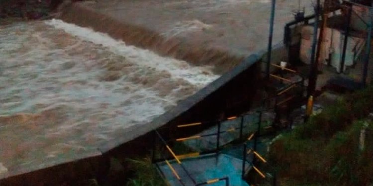 Alerta en el suministro de agua por fuertes lluvias de esta madrugada