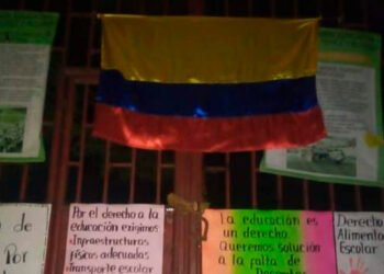 En el colegio Pérez y Aldana de Purificación protestan por las malas condiciones del colegio